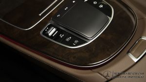 Mercedes-benz-e200-exclusive-2021-mercedeshanoi-com-vn_13