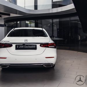 Mercedes-benz-e200-exclusive-2021-mercedeshanoi-com-vn_5