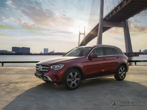 dau-xe-mercedes-benz glc-200-4matic-2020_mercedeshanoi-com-vn (2)