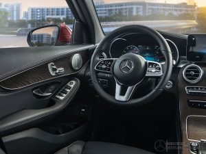 vo-lăng-mercedes-benz glc-200-4matic-2020_mercedeshanoi-com-vn (2)